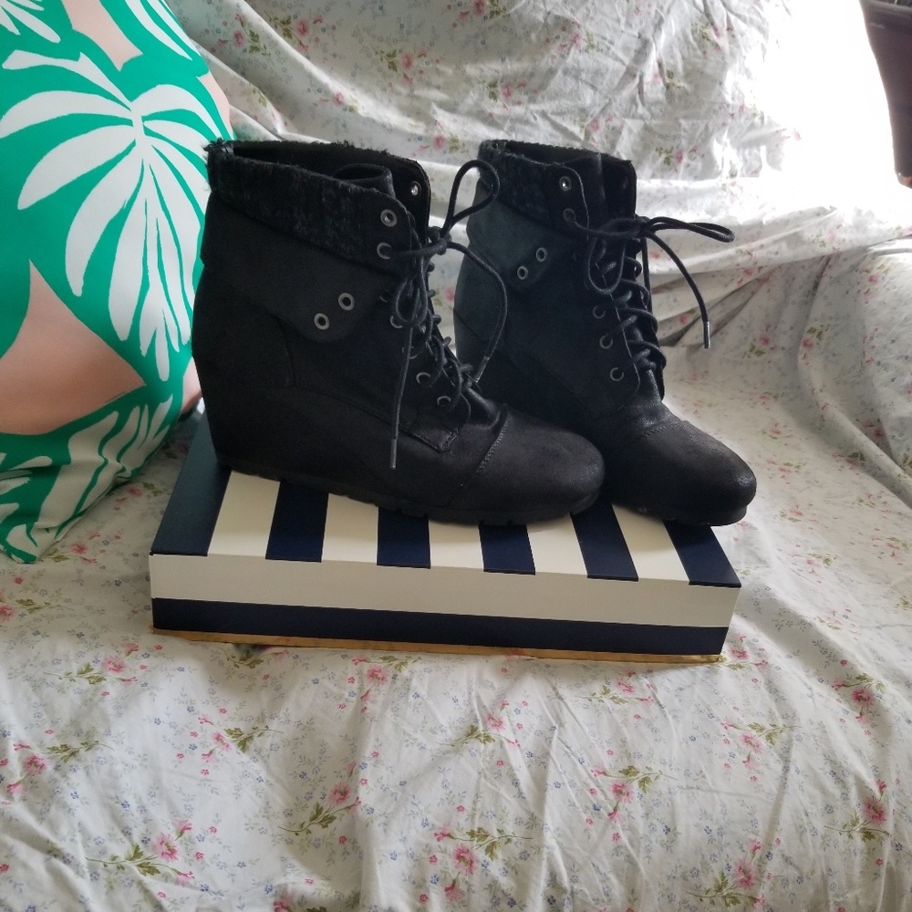 Bootie Wedges - Picture 2 of 6